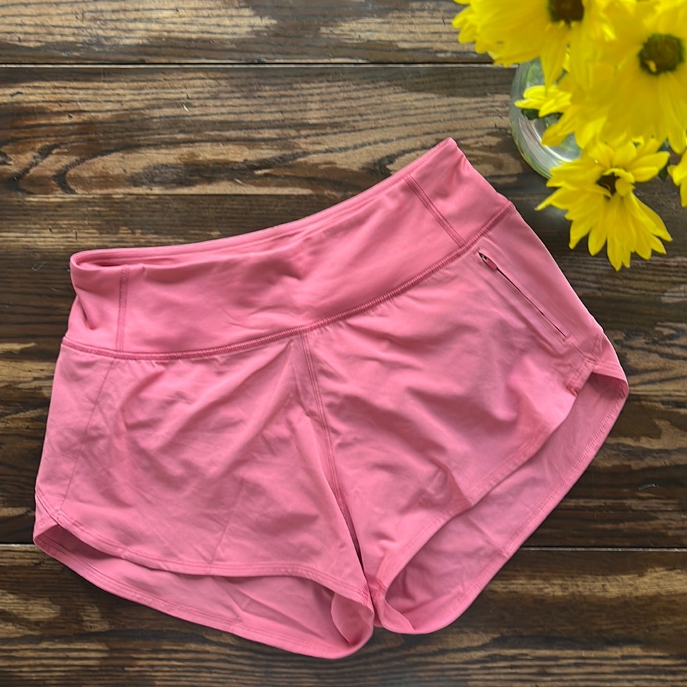 NWT Hudson 2.5” Short in Desert Rose